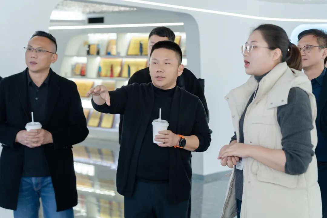 1741423855891750.jpg 9.jpg